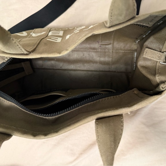 THE CANVAS MEDIUM TOTE BAG - Picture 4 of 5